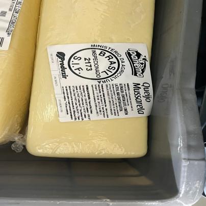 mockup Queijo Mussarela 6 Kg